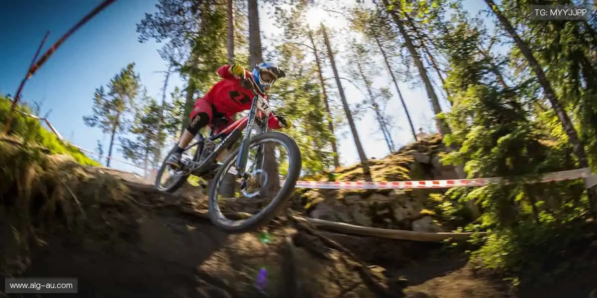 🎉【互动狂欢】弹幕刷屏,竞猜赢取球星签名!